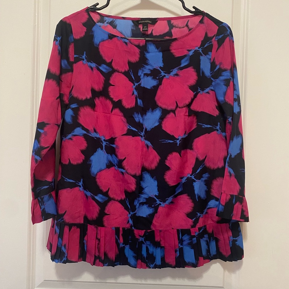 Banana Republic Pink and Blue Floral Blouse